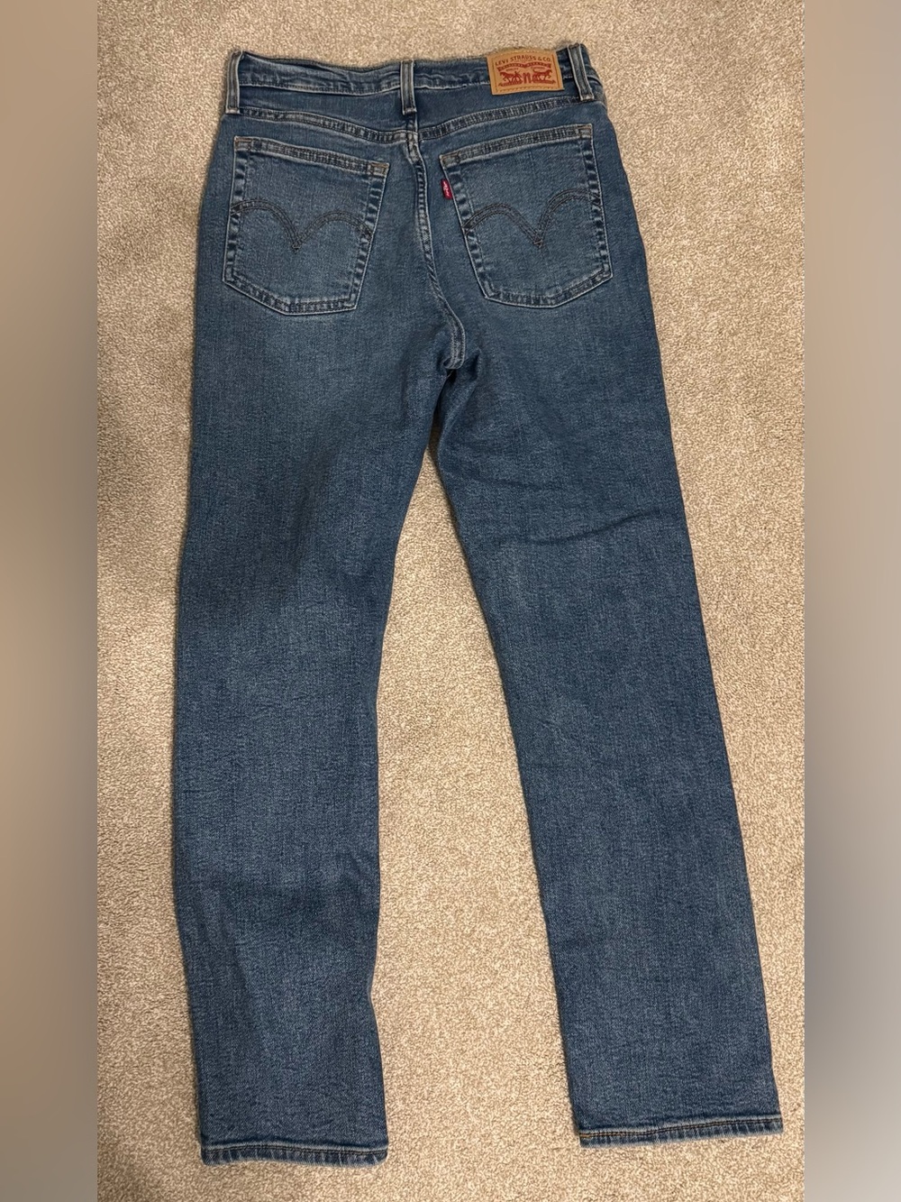 Levi’s Straight Leg Wedgie Jeans - Size 28 - Picture 2 of 3